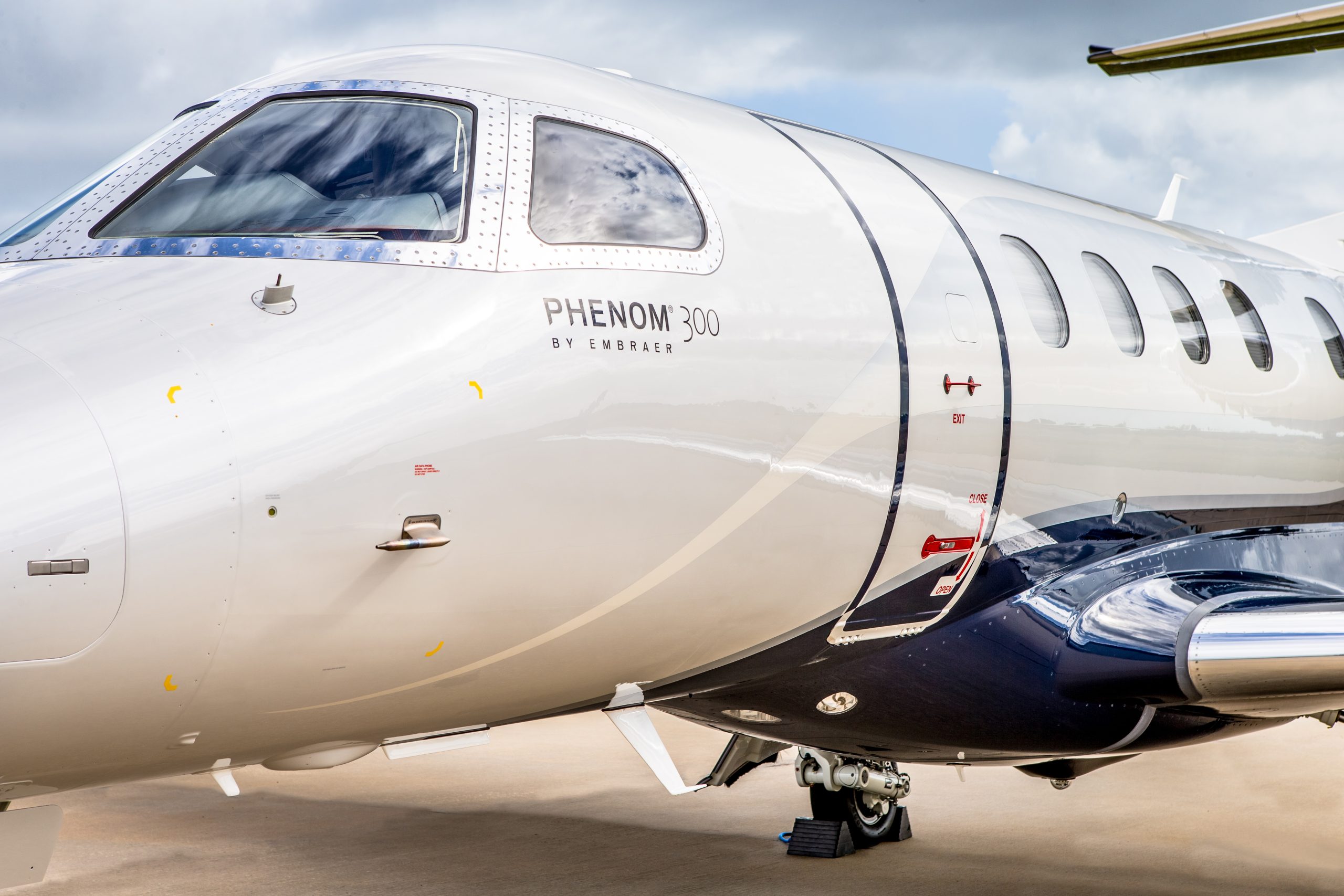 Embraer offers Gogo Galileo connectivity for Phenom 300s