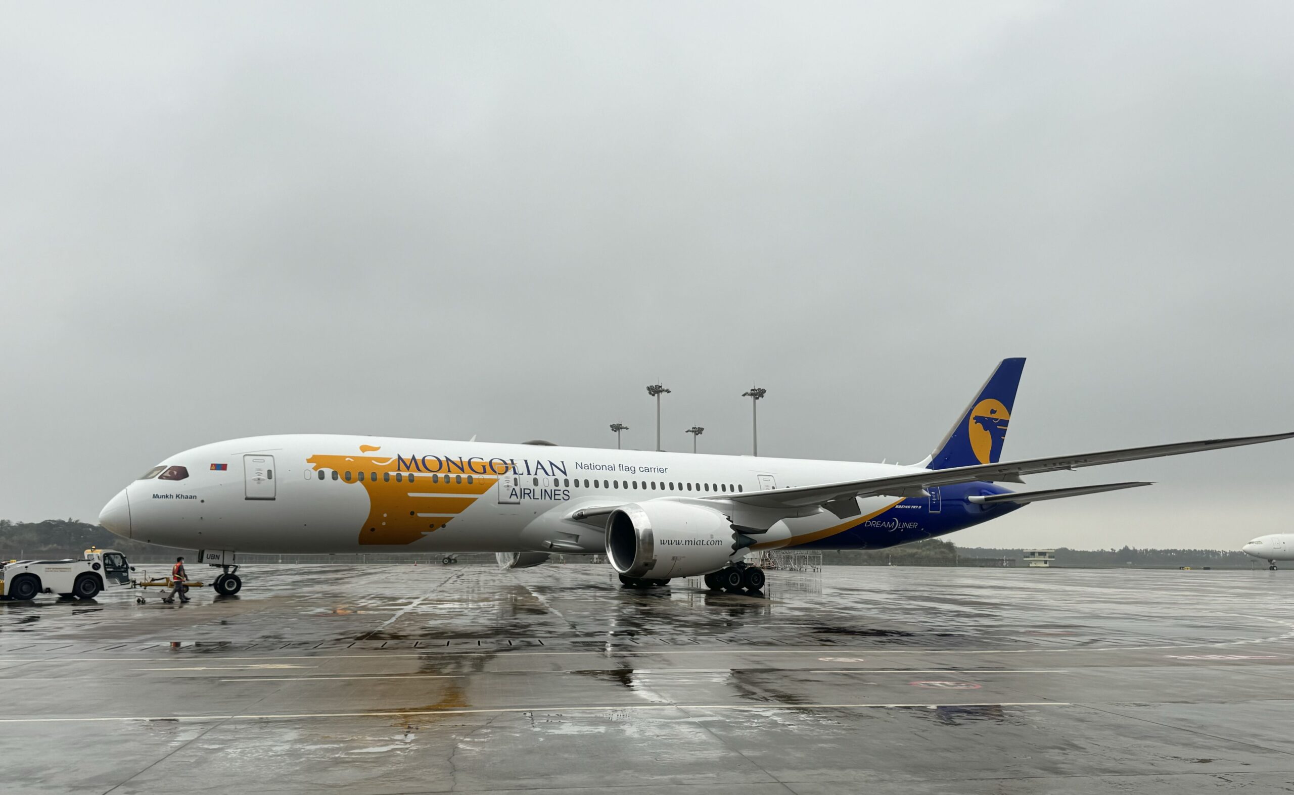 MIAT Mongolian Airlines taps Lufthansa Technik for component support