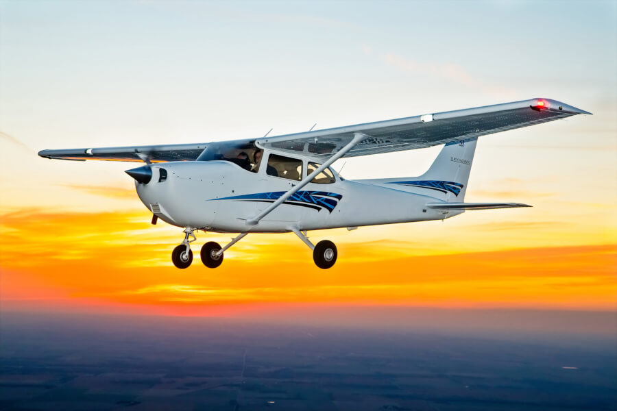 Textron Aviation nails China order for 20 Cessna Skyhawks