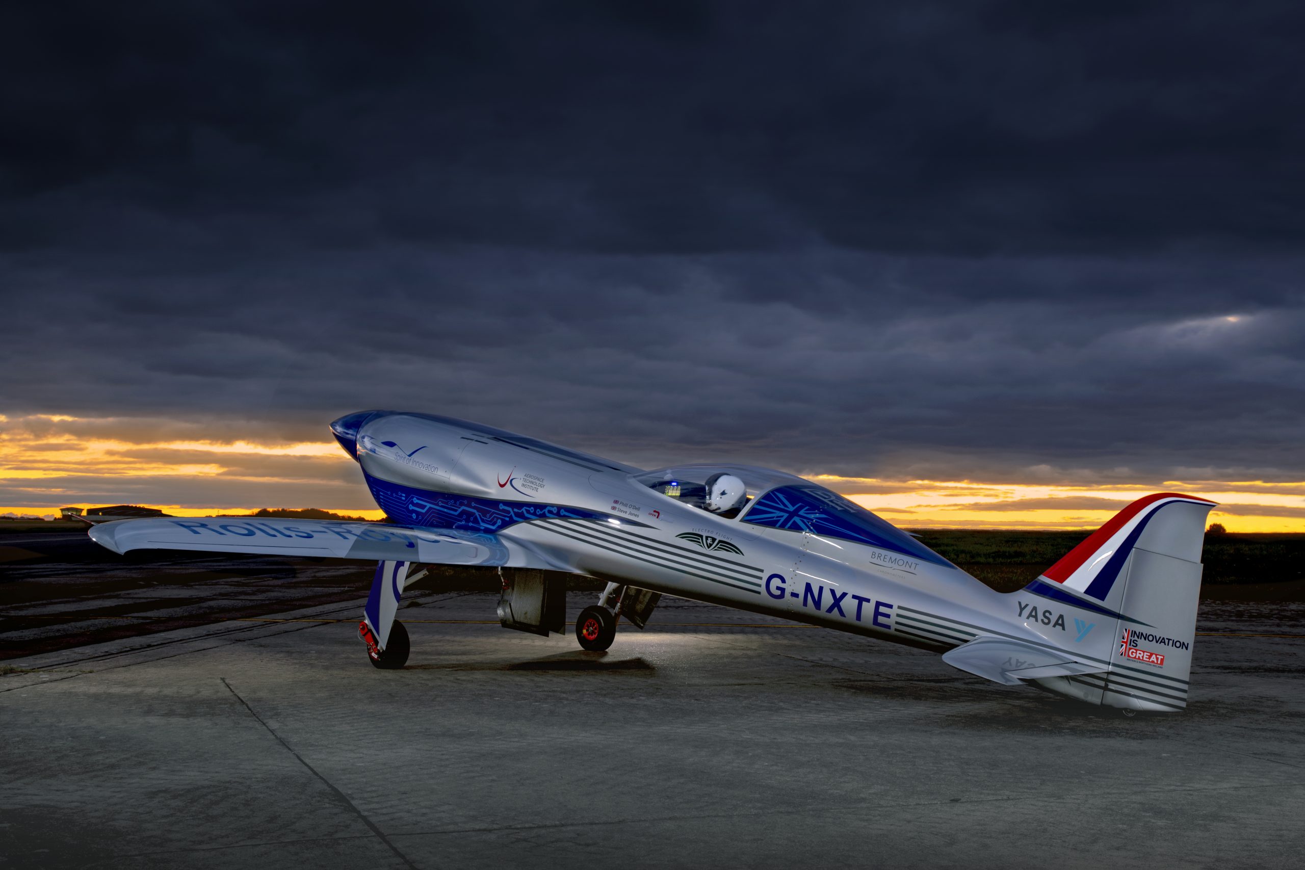 Rolls-Royce ‘Spirit of Innovation’ lays claim to world’s-fastest title