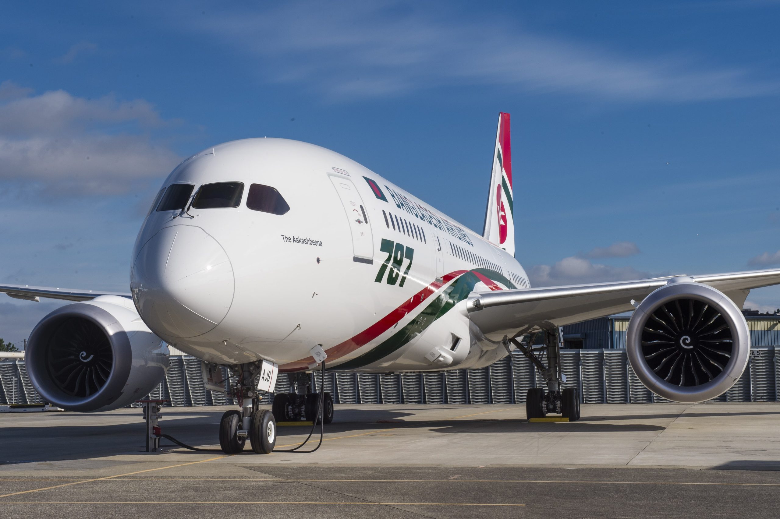 Biman Bangladesh Airlines orders 14 Boeing Dreamliners as it modernises fleet