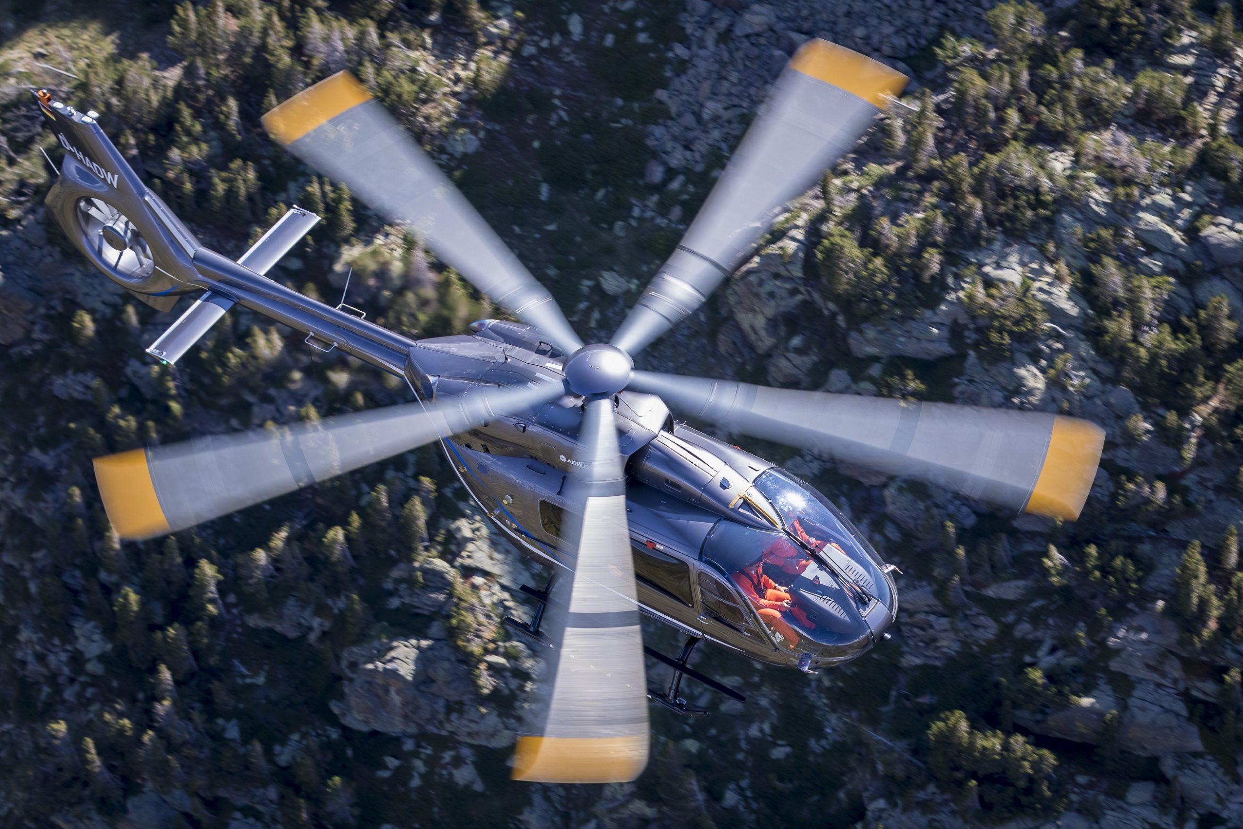 ExxonMobil buys H145s for LNG project