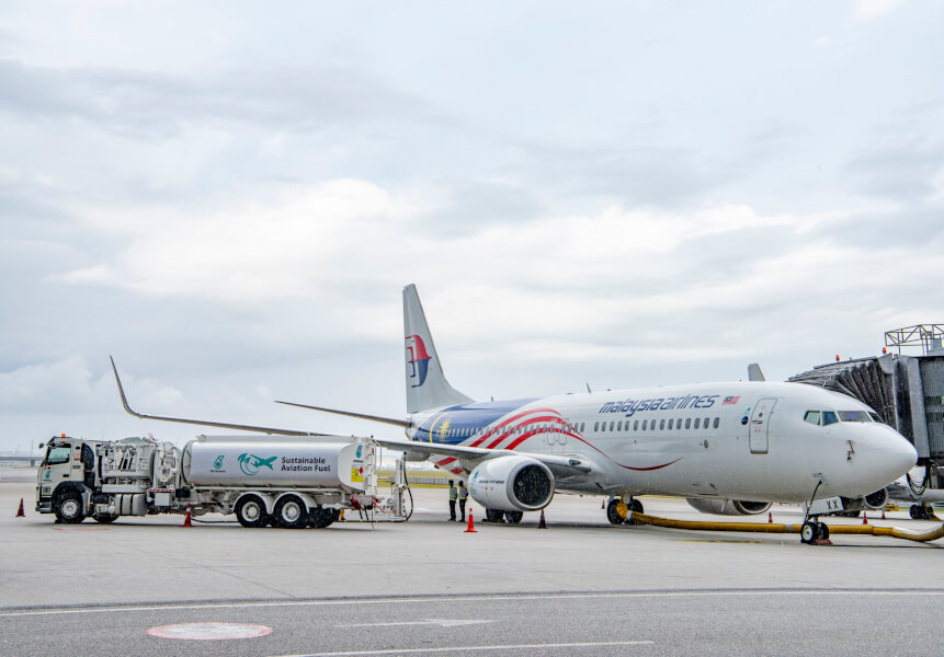 Malaysia Airlines flies first pax flight with SAF