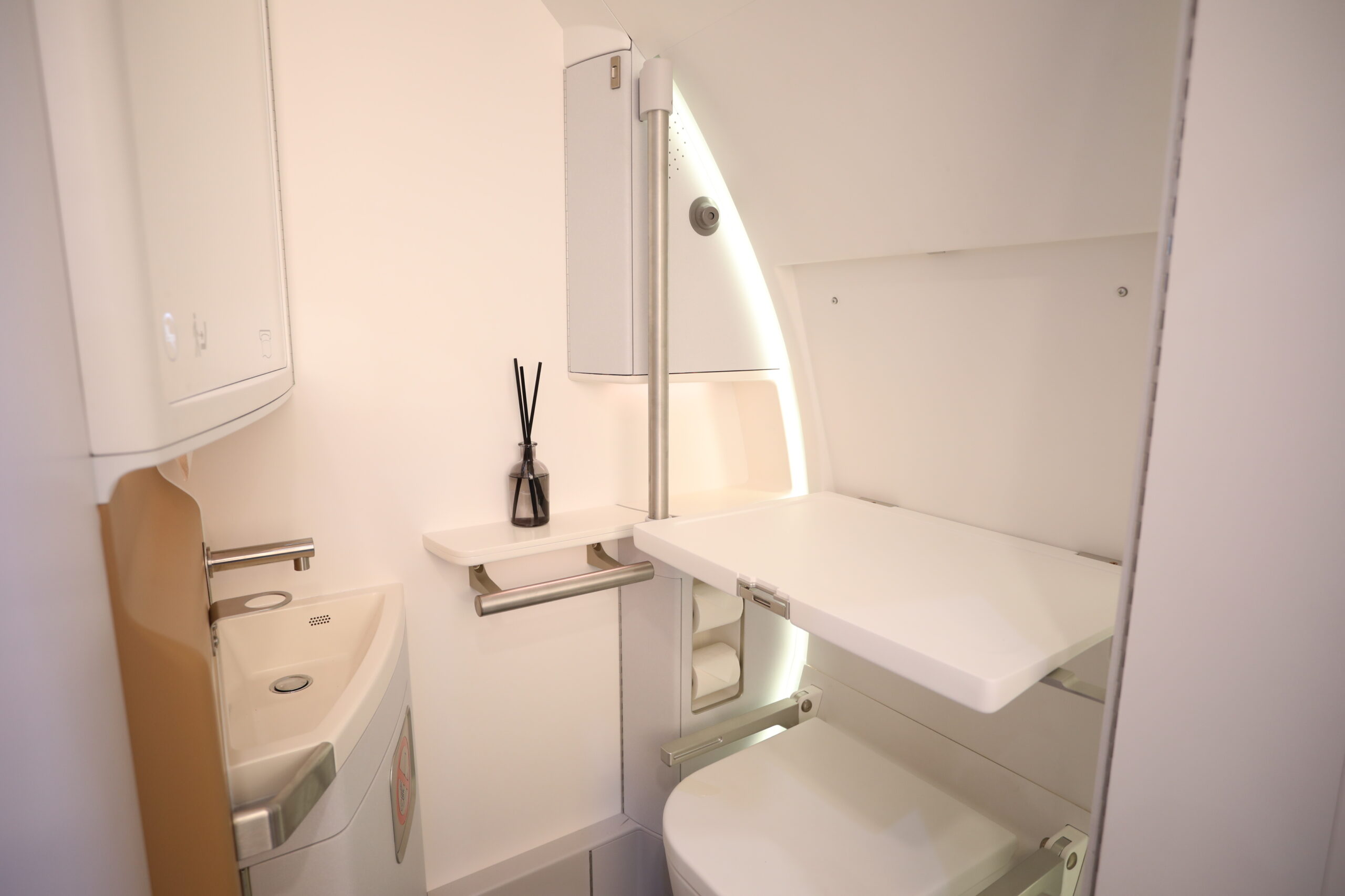 ST Engineering Signs LOI to Provide World’s First Expandable Cabin Lavatory Solution to Vaayu Group
