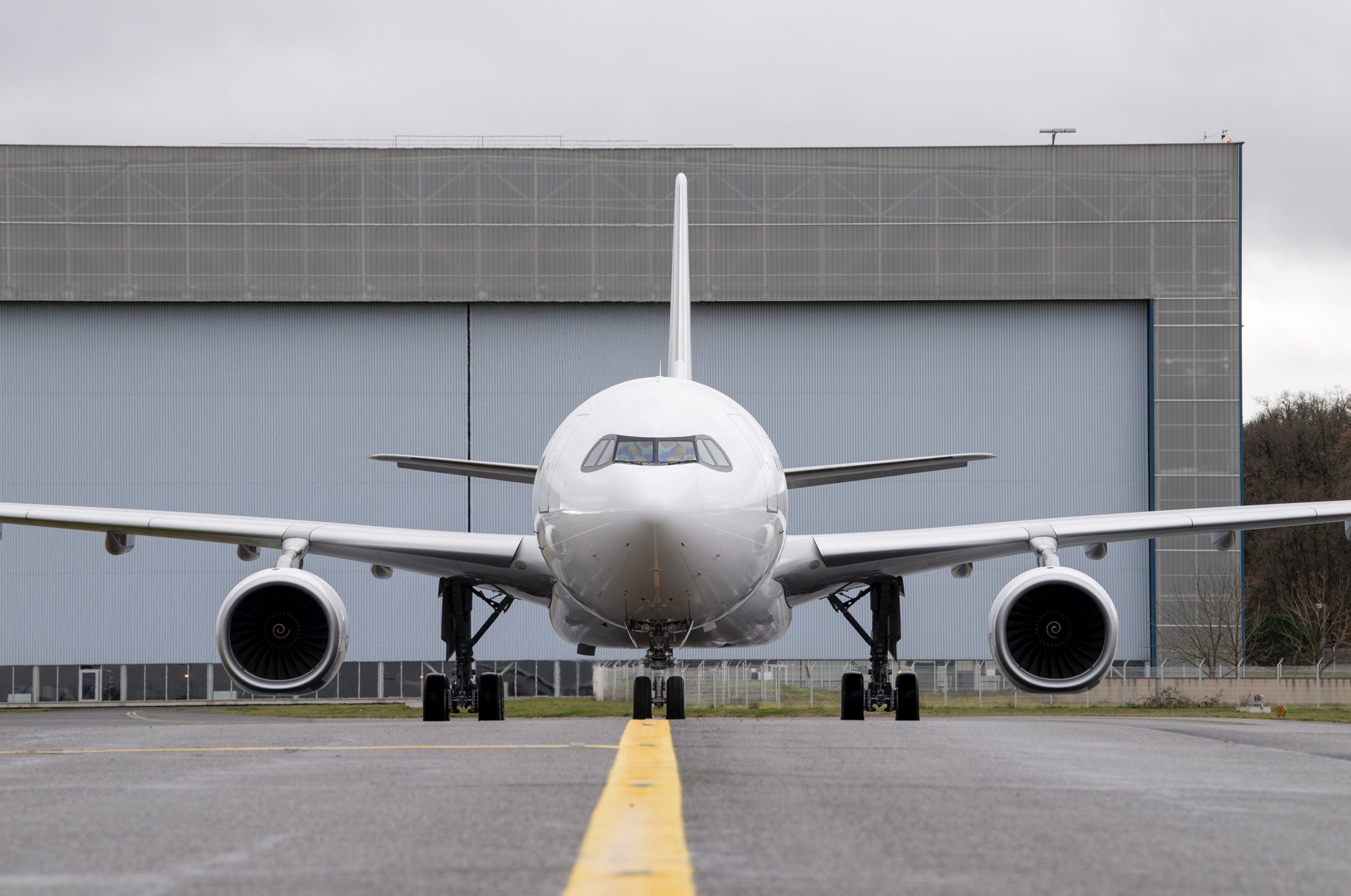 K5-Aviation takes delivery of its first ACJ330-300; Air New Zealand brings back first 777