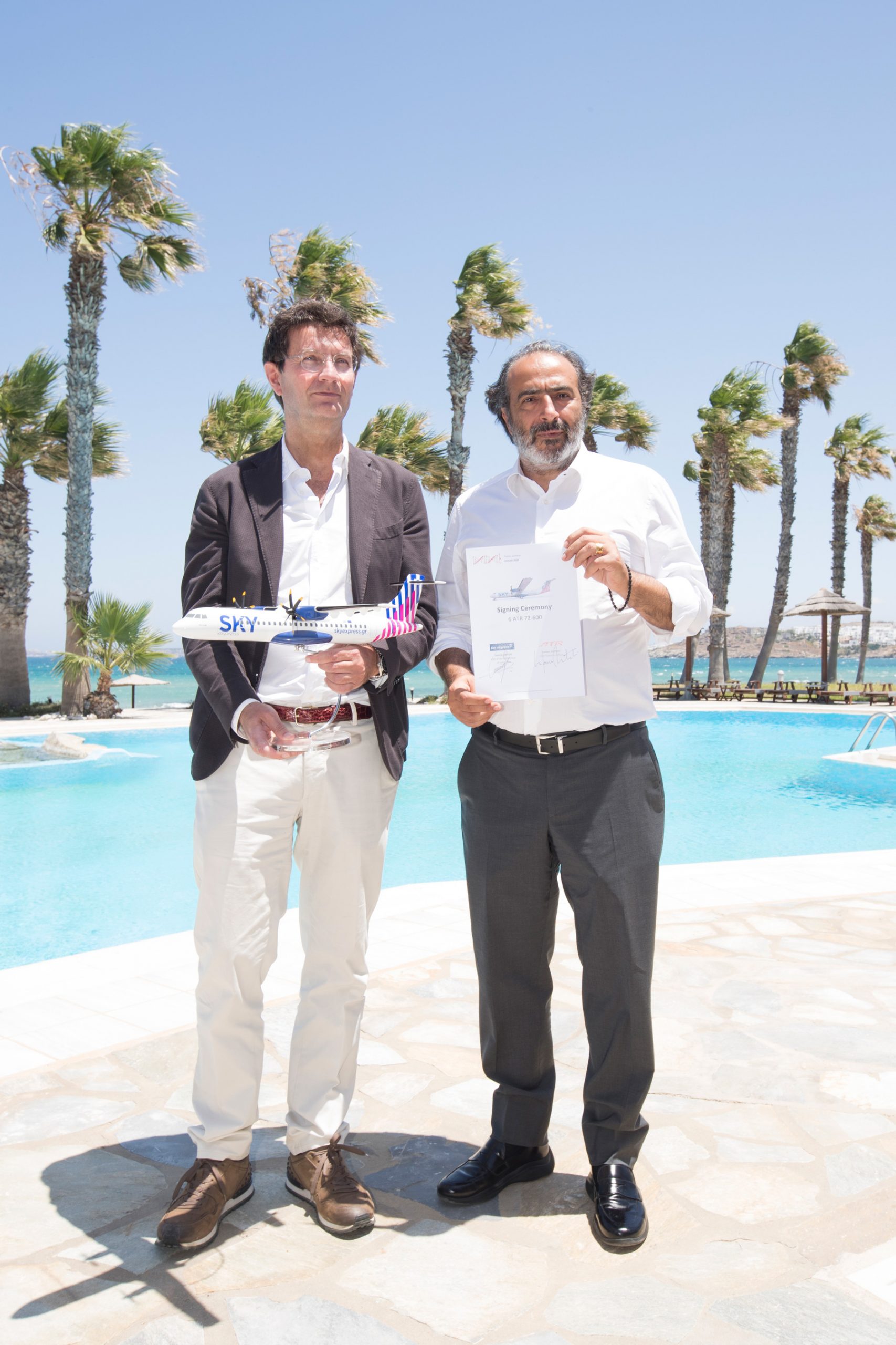SKY express signs deal for 6 ATR 72-600 aircraft