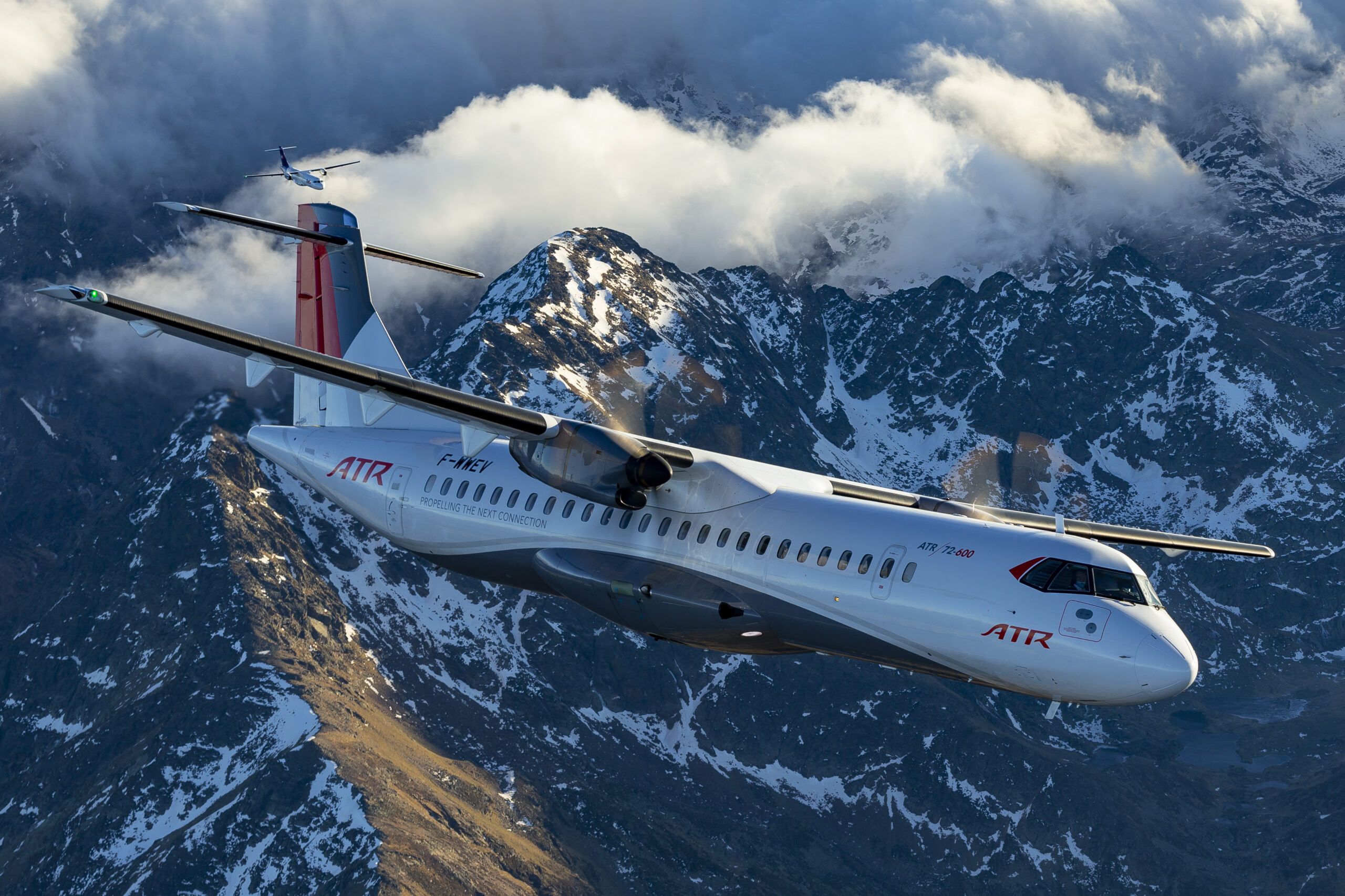 Silk Avia introduces first new ATR 72-600 in Central Asia