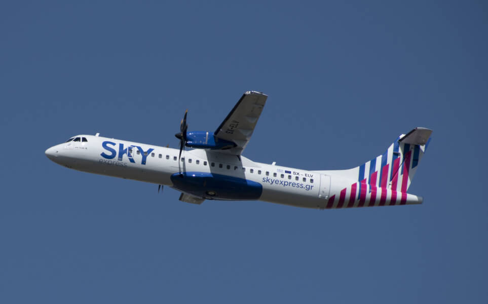 SKY express begins fleet modernisation with ATR 72-600