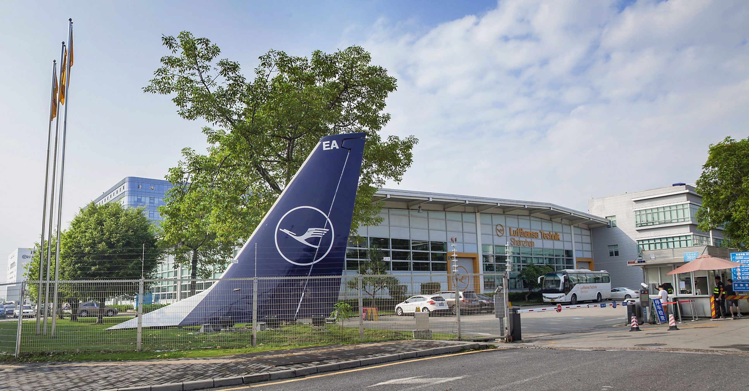 Lufthansa Technik Shenzhen and CASC agree on component support