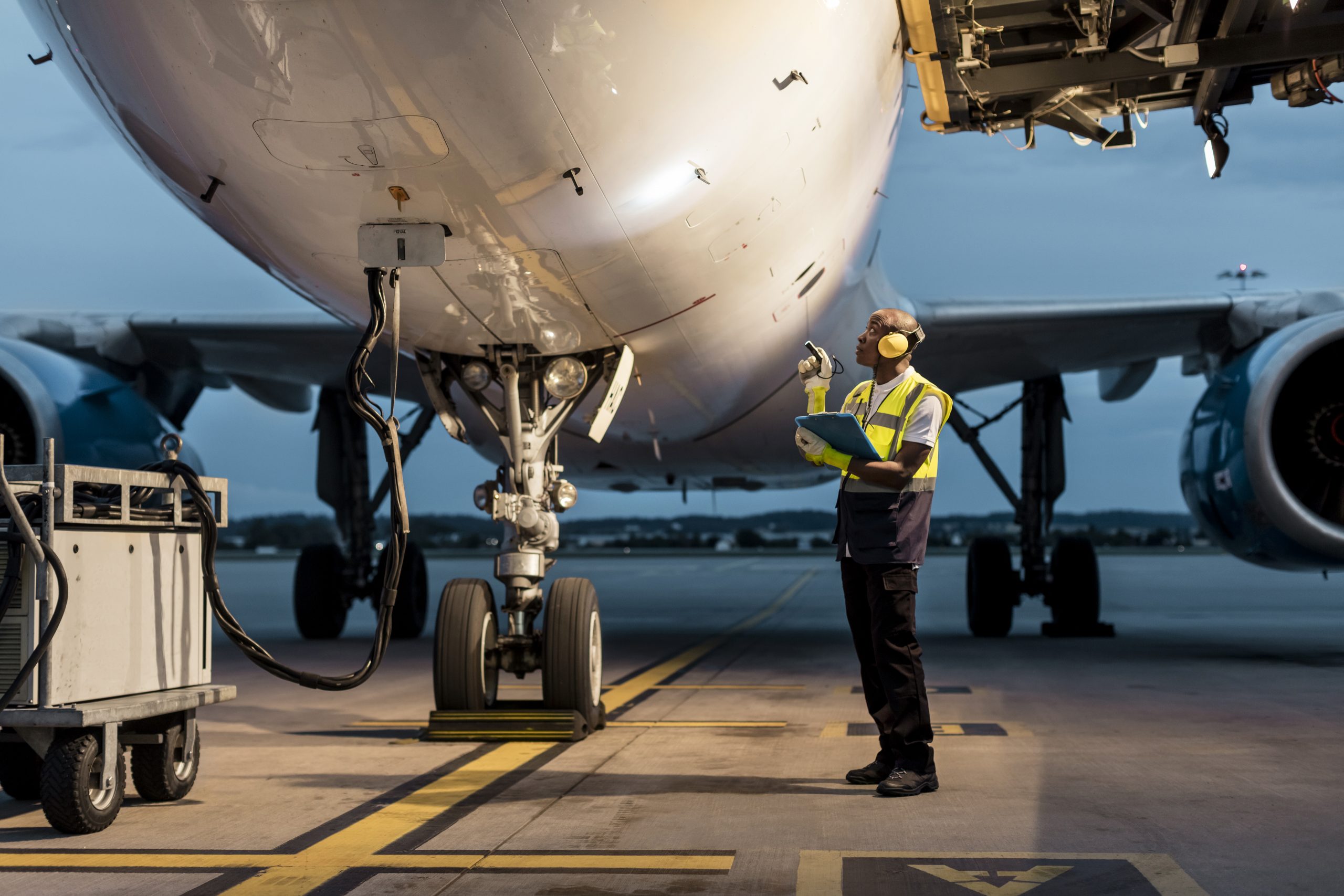 RTX units sign multiple MRO deals with Asian carriers