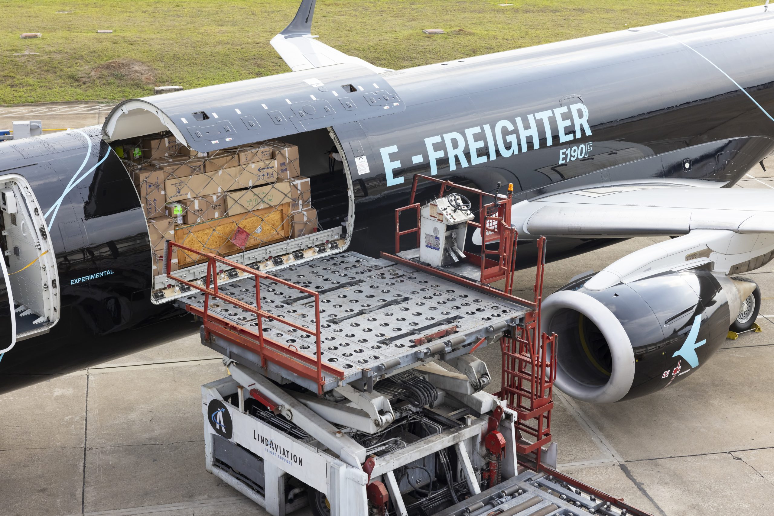 Embraer forms leasing and freighter team