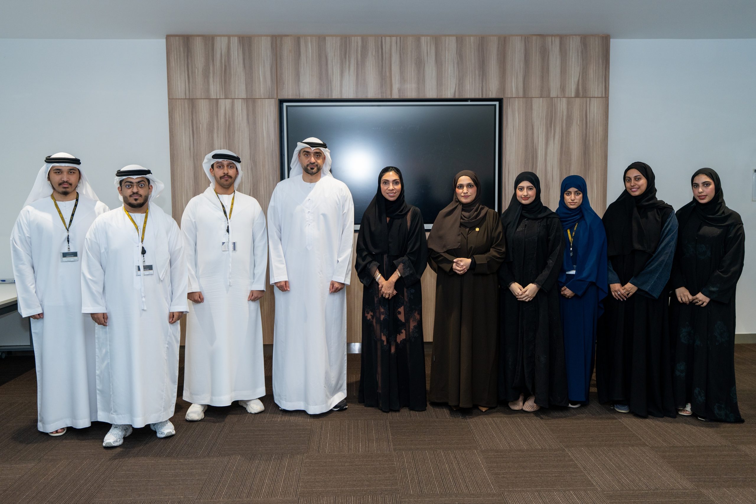 Etihad and Khalifa University partner on aviation staff training