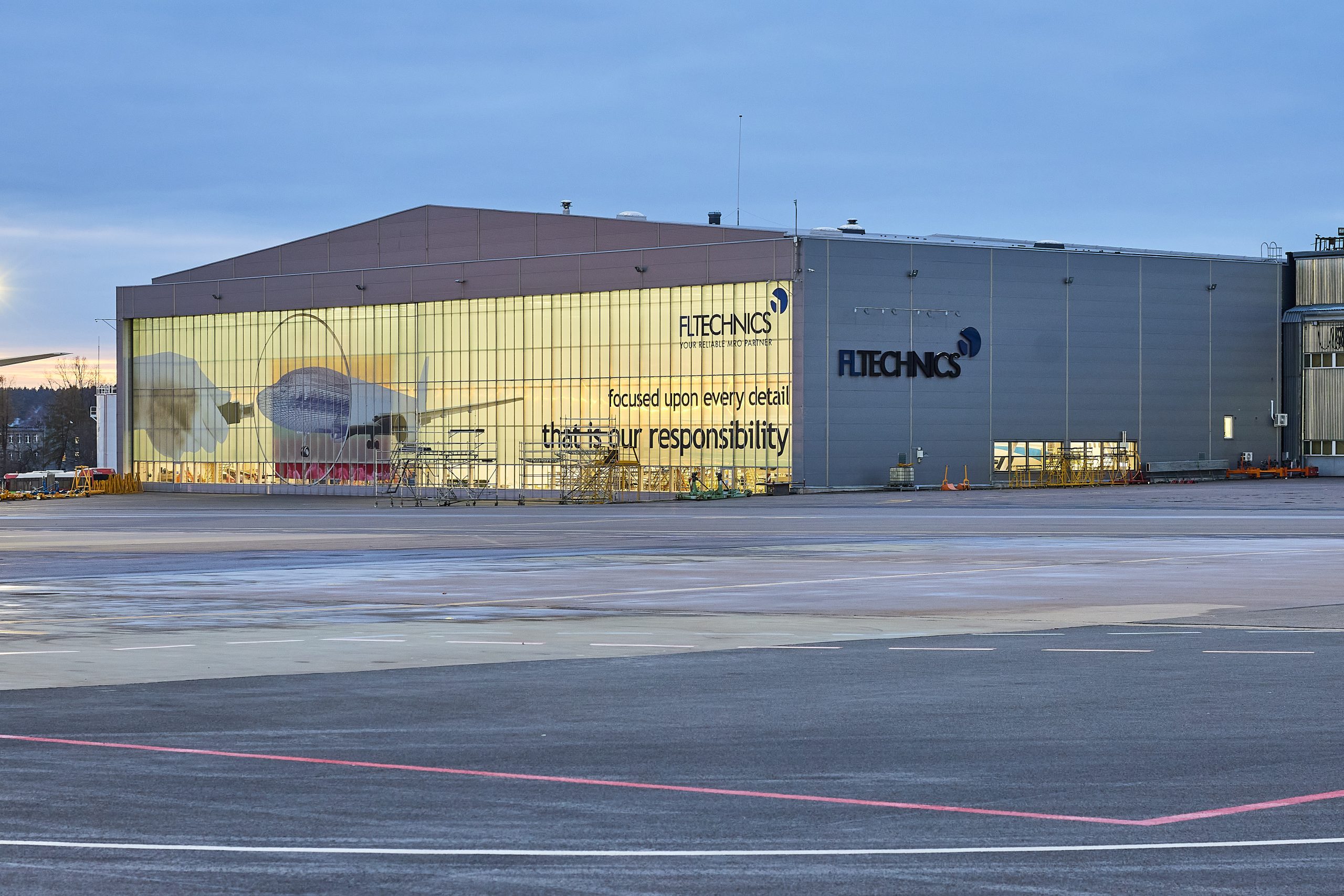 Embraer, FL Technics sign new service deal for E-Jets