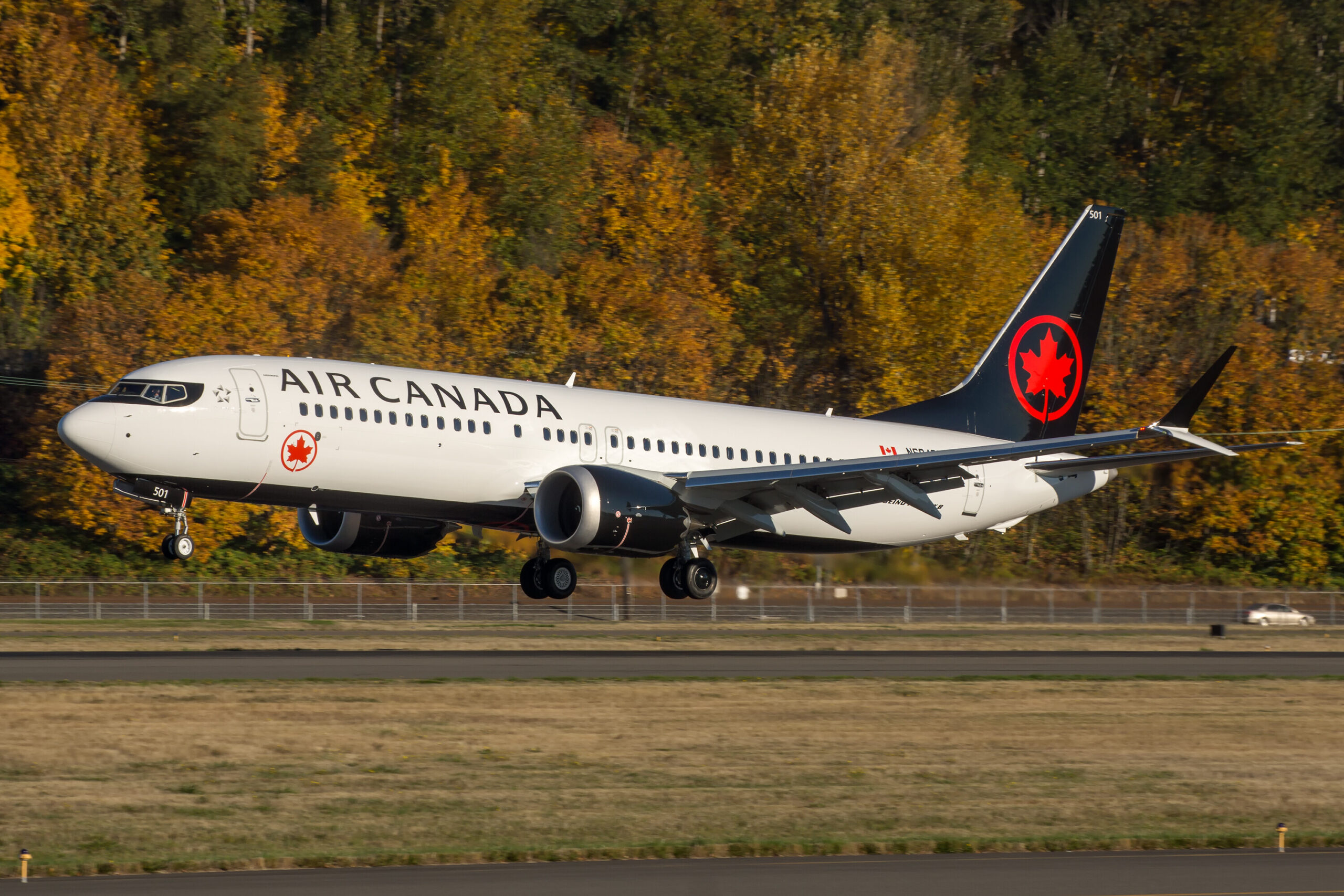 BOC Aviation places eight Boeing 737-8s