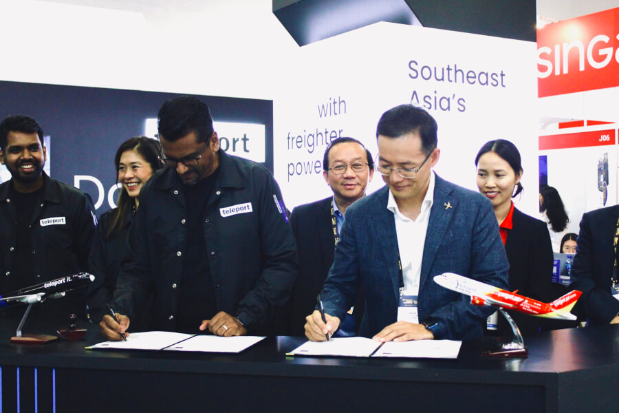 Teleport and VietJetAir Cargo sign MOU