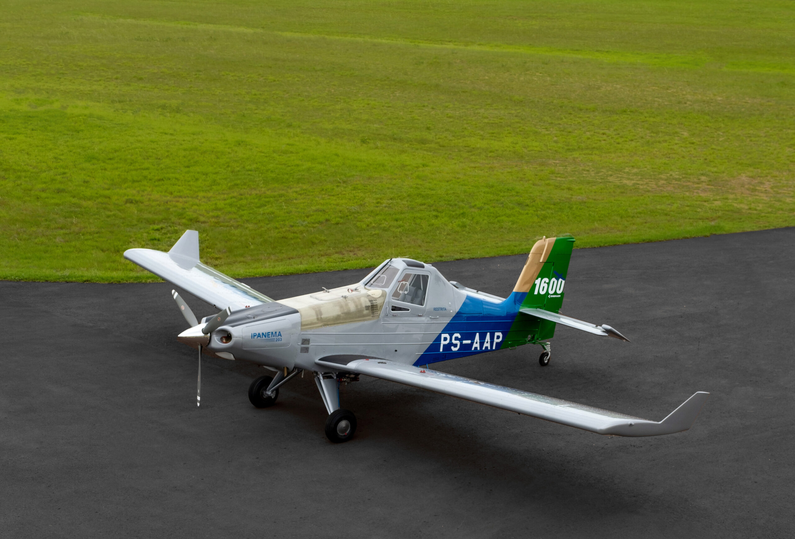 Embraer delivers 1,600th Ipanema agricultural airplane
