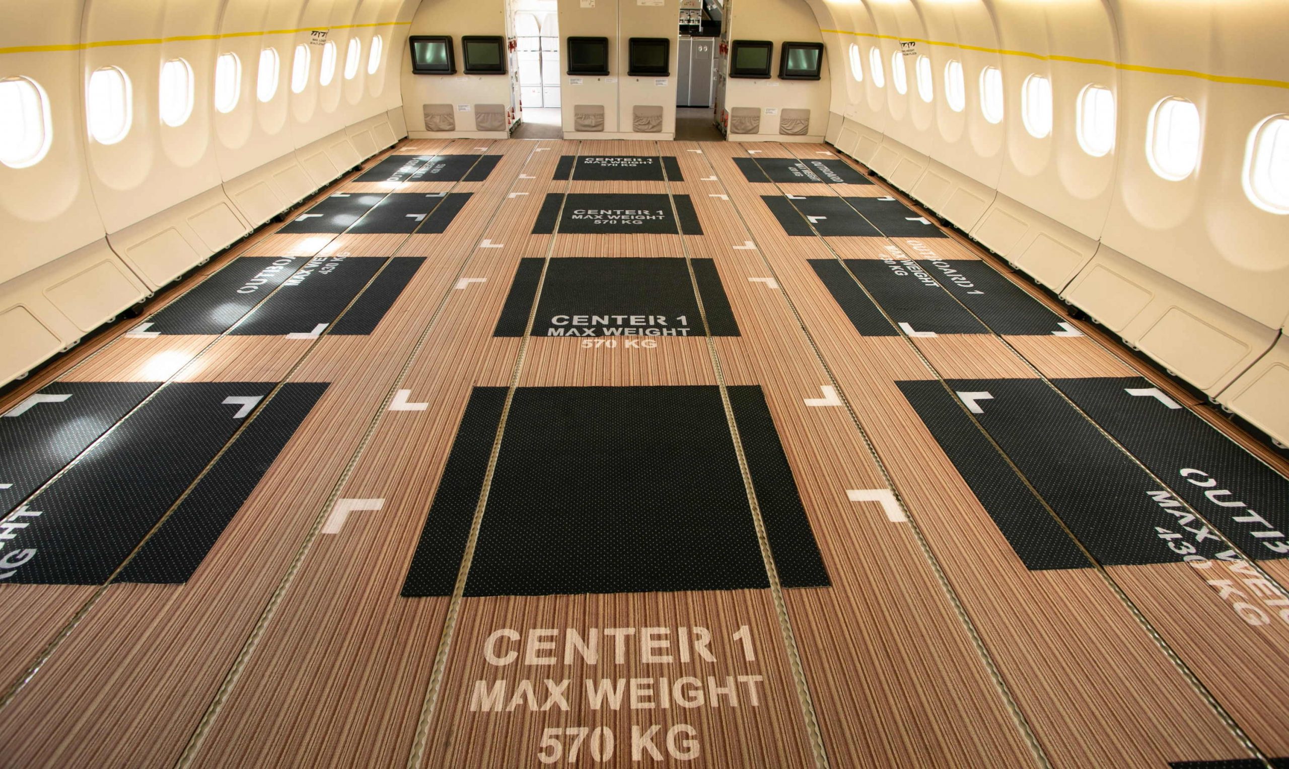 J&C Aero to support SmartLynx Airlines with EASA STC approval for in-cabin cargo transportation