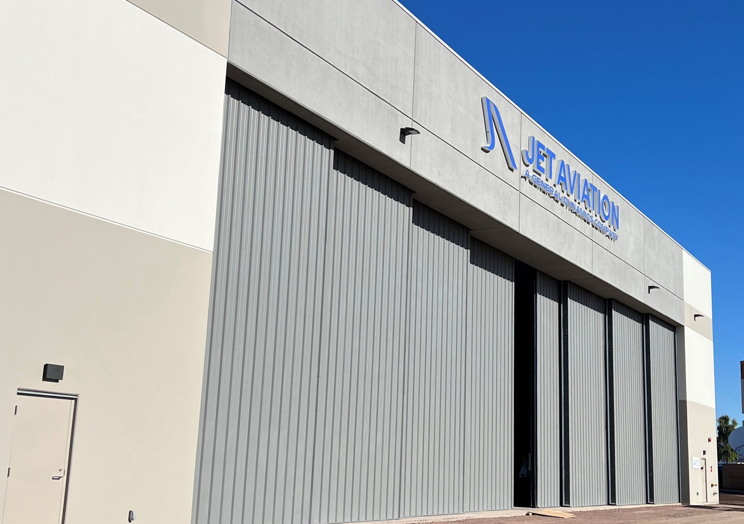Jet Aviation completes new hangar