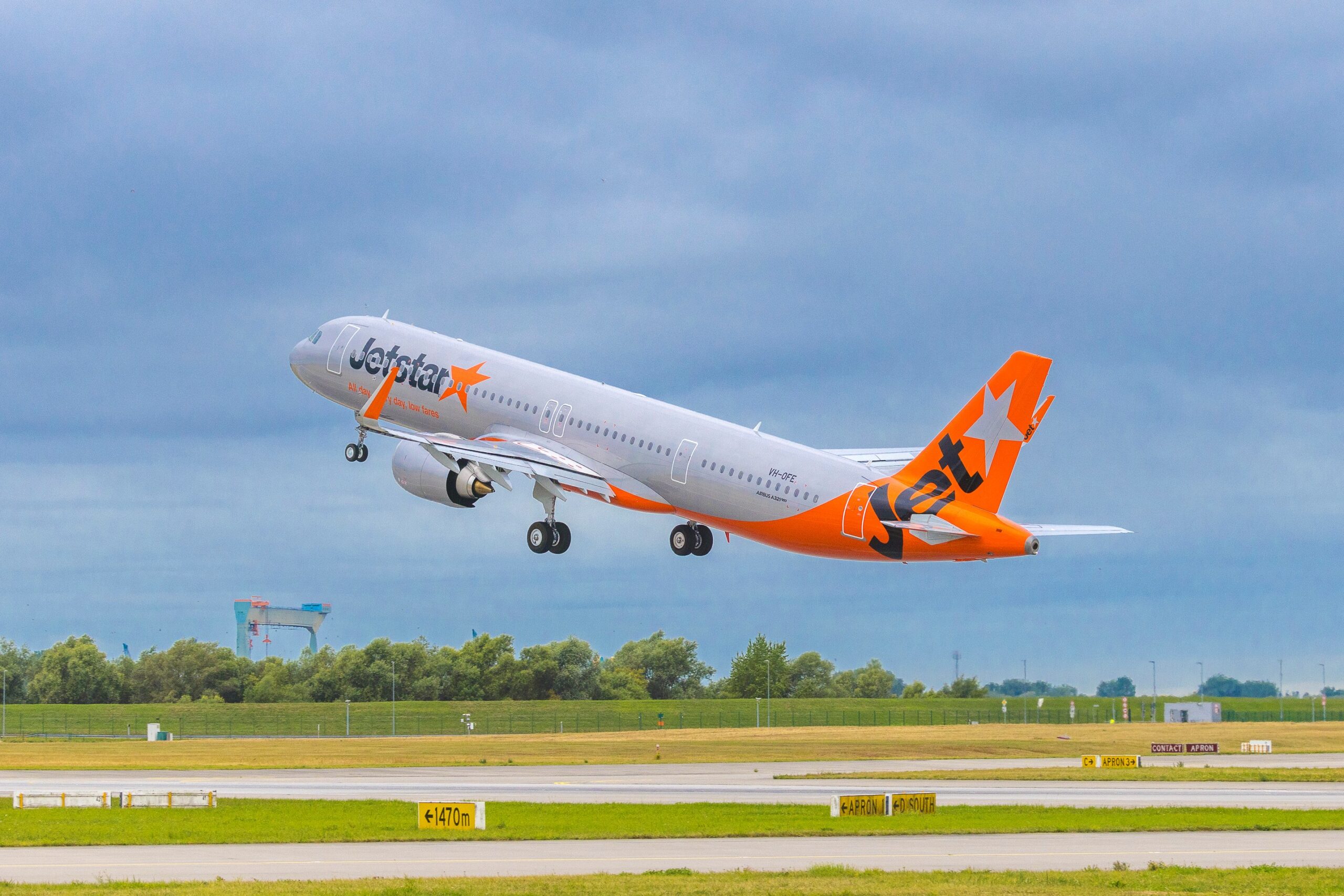 Australia’s Jetstar takes delivery of 1st A321neo; India’s Vistara readies for new Dreamliner