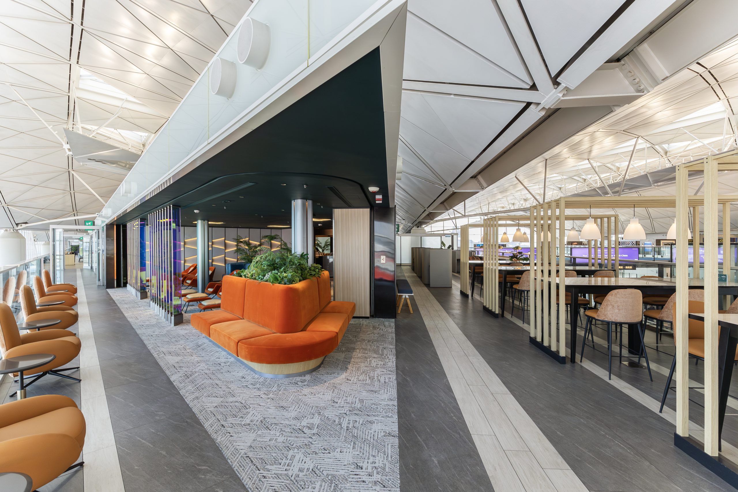 Kyra Lounge adds second location at HKIA