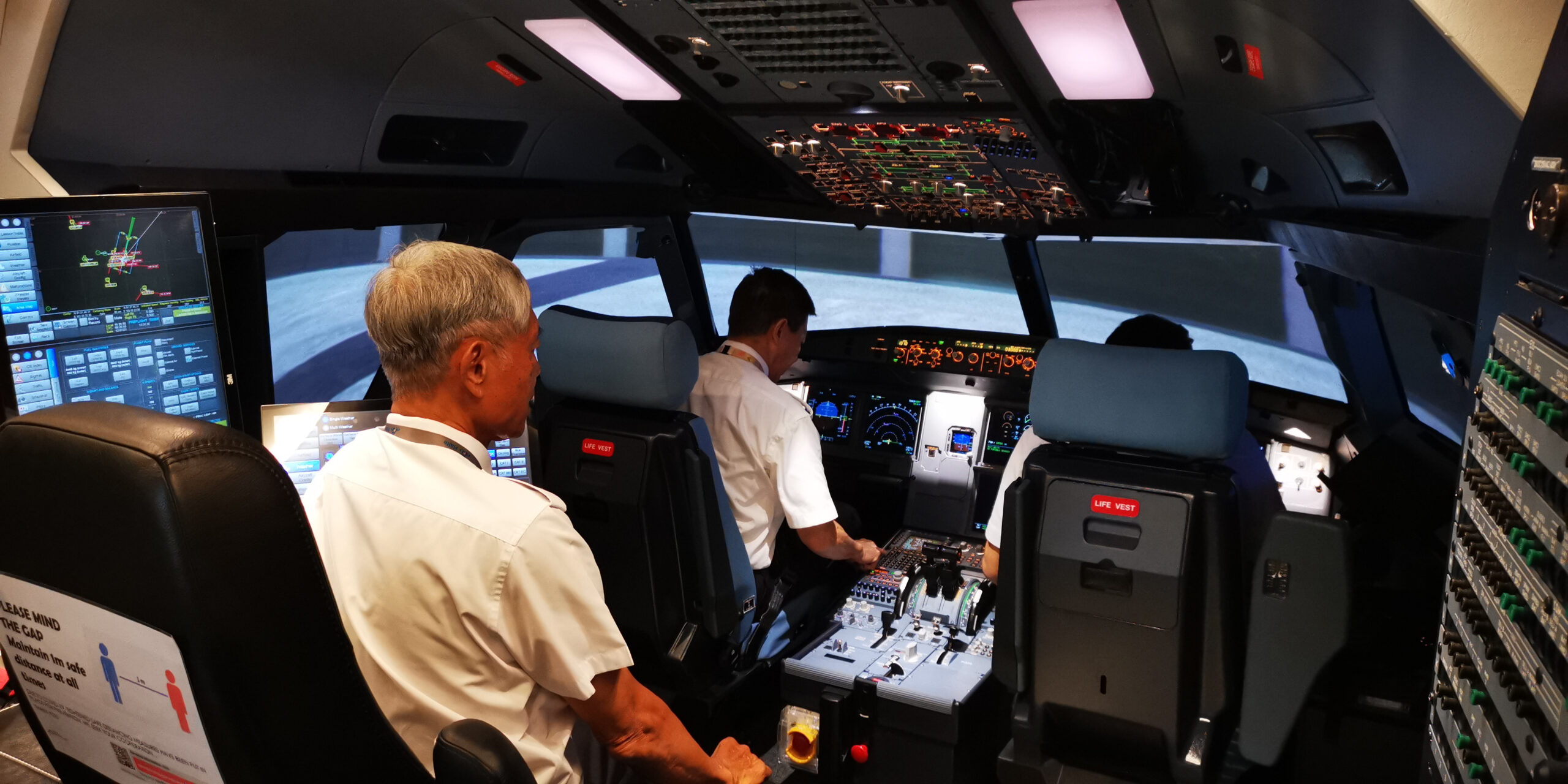 Singapore’s Aircraft Flight Simulators opts for Lido FMS