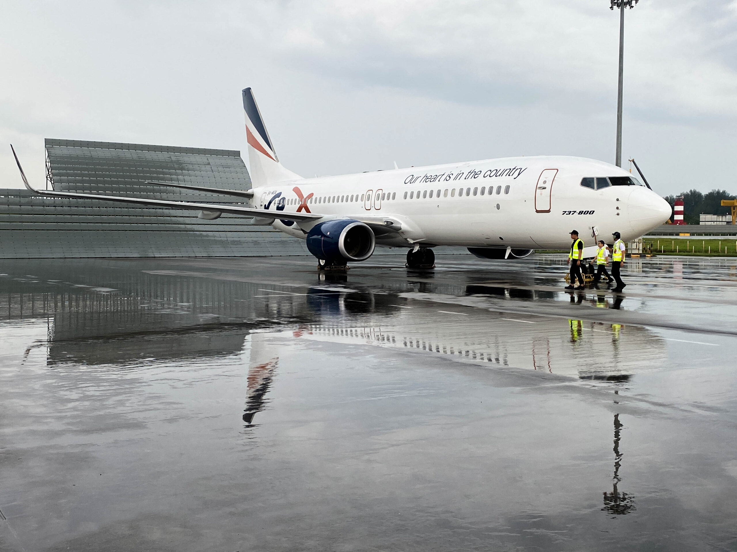 Australian carrier Rex signs leases for additional 737s