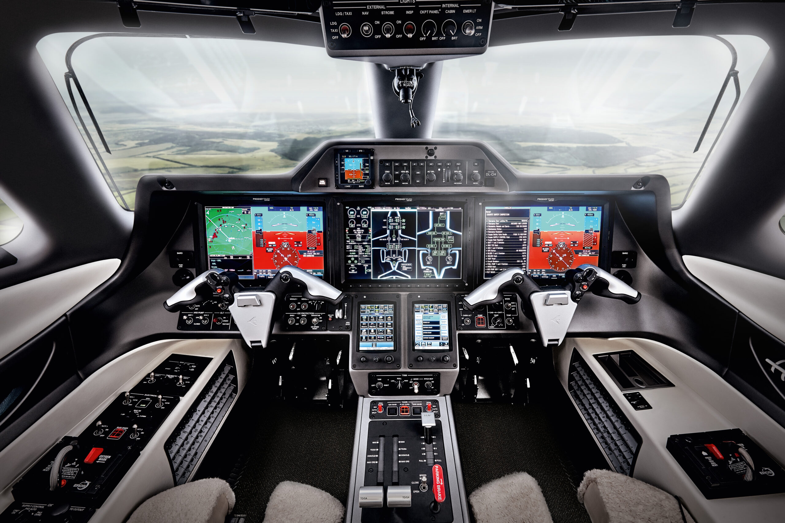 Embraer and CAE to double Phenom 300 pilot training capacity