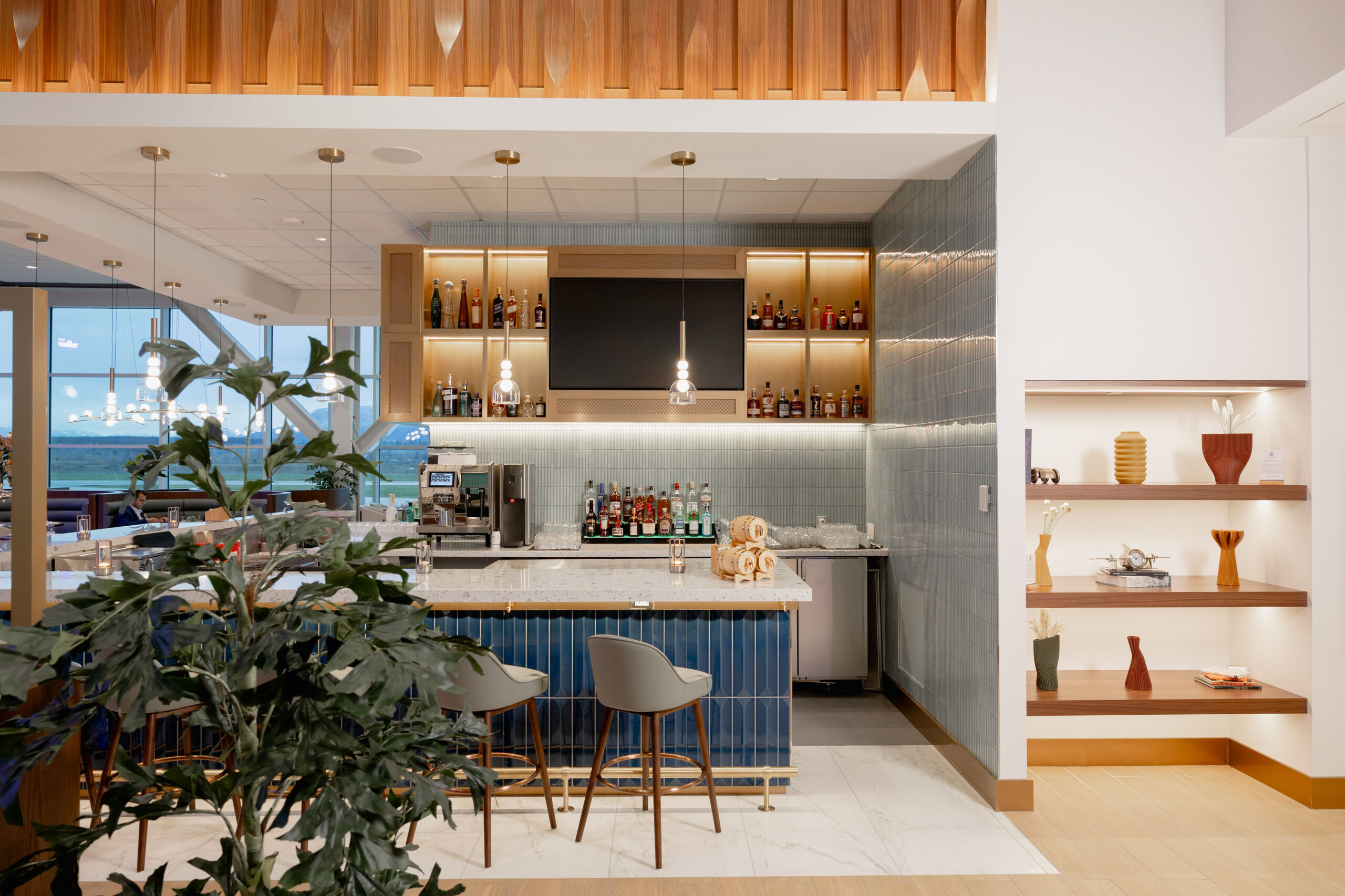 HK’s Plaza Premium goes local in Canada