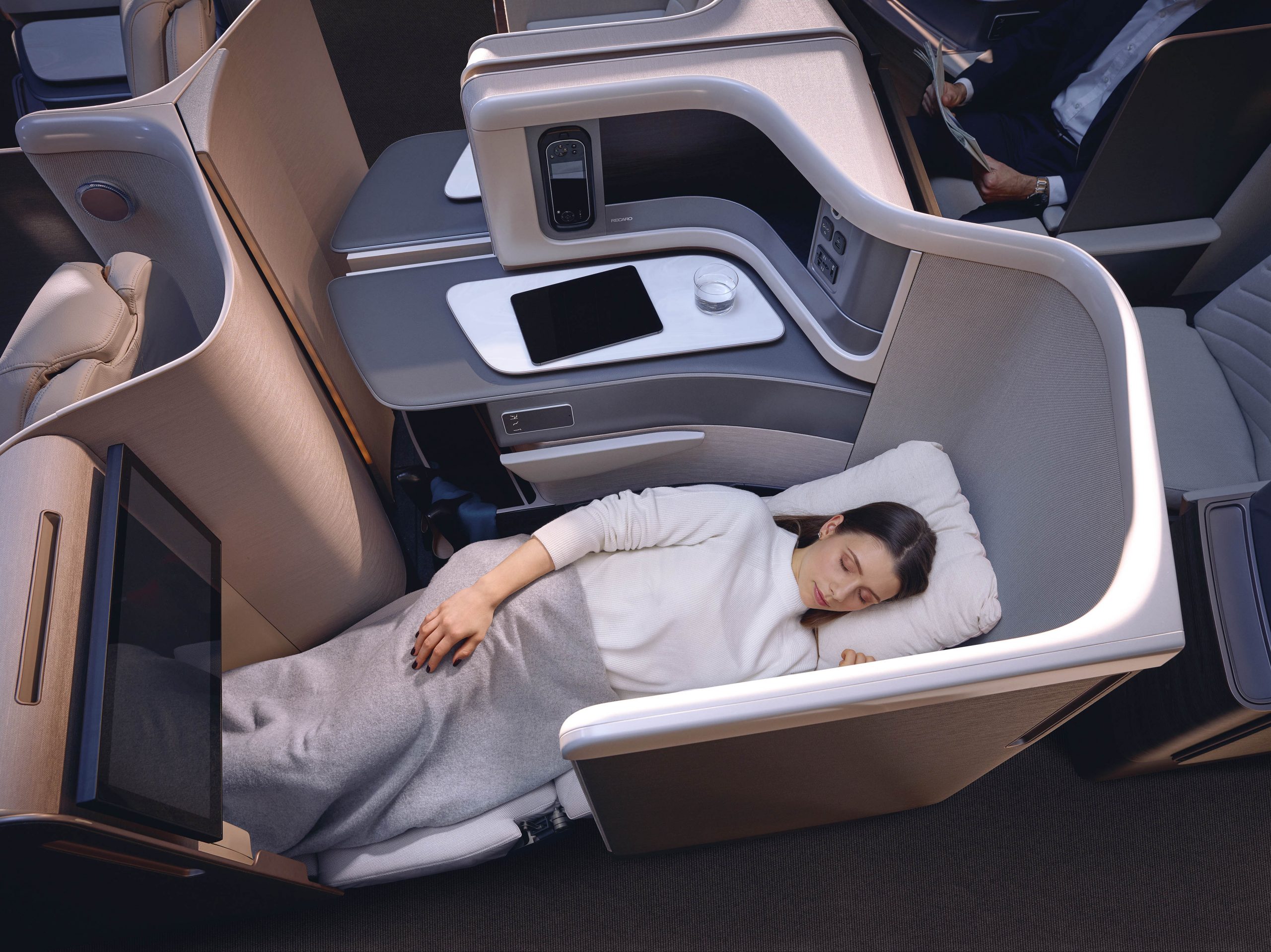 Recaro Aircraft Seating wins Focus Open Special Mention Award for Business Class Seat