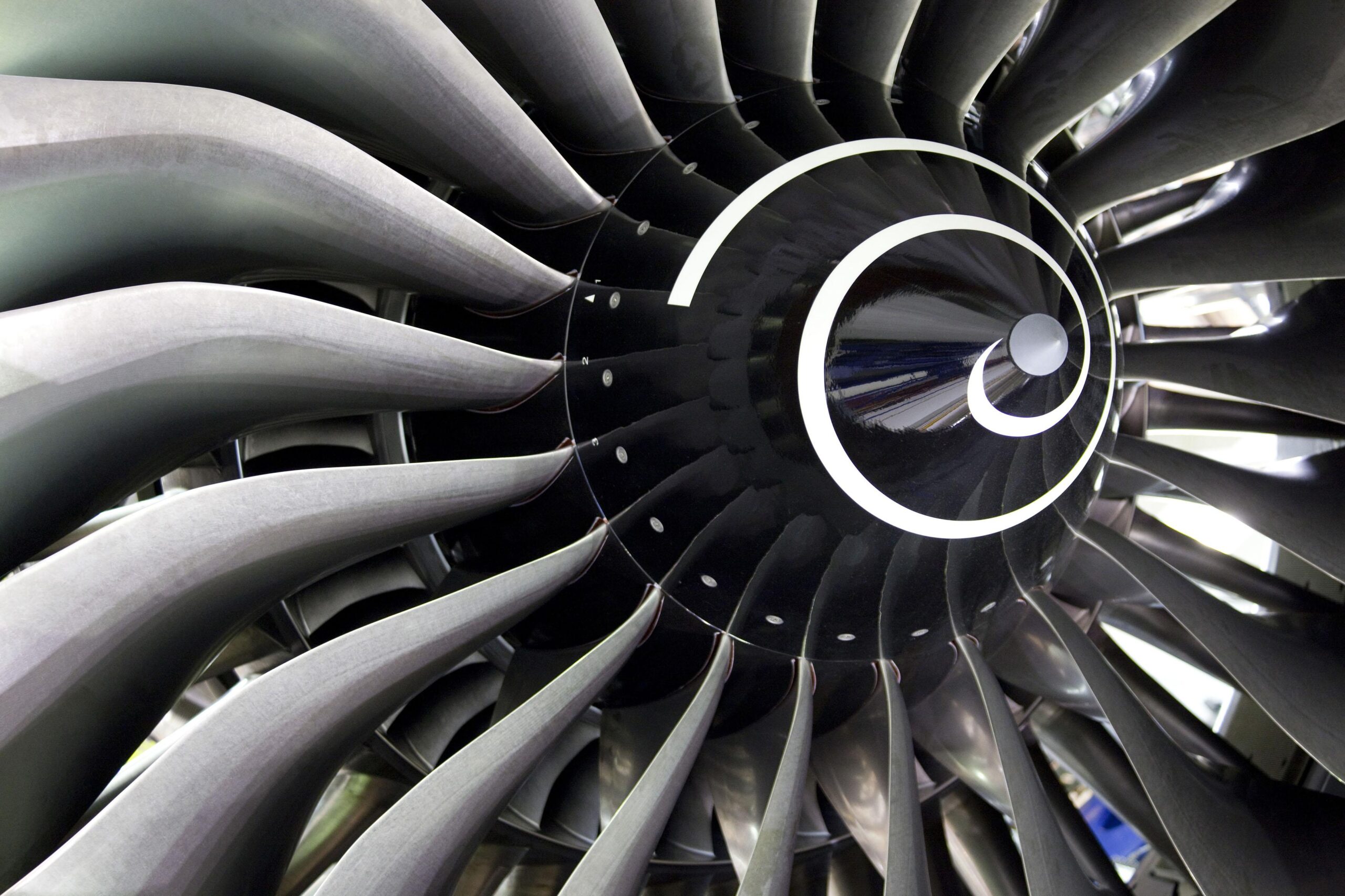 Rolls-Royce investing large-engine assembly, test and shop capacity