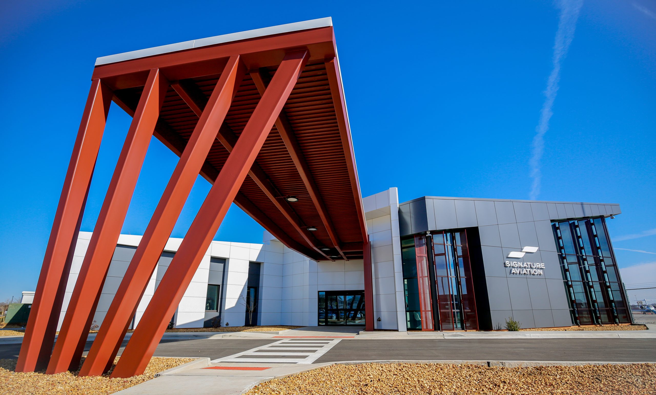 Signature Aviation unveils new private terminal