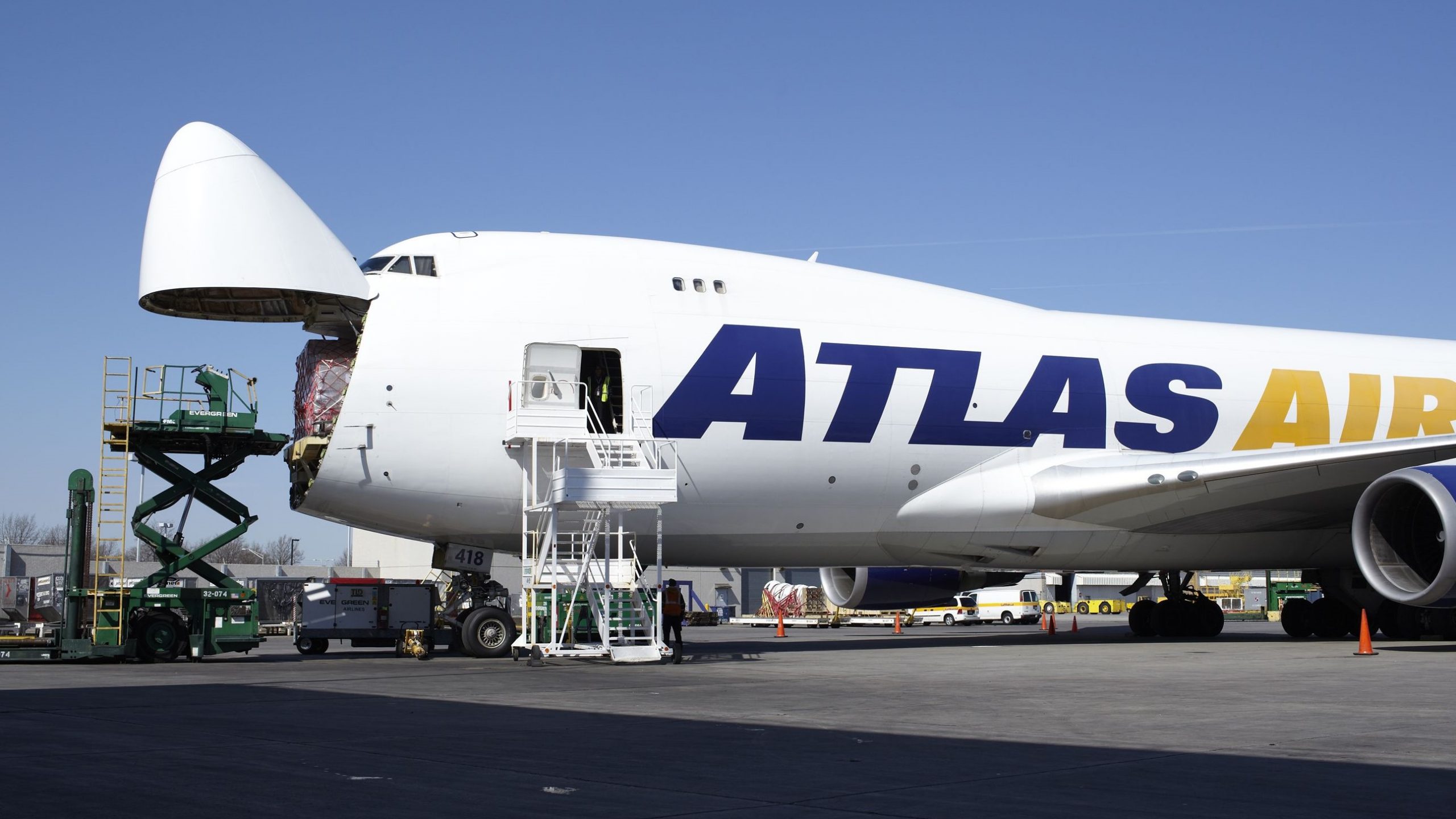 BOC Aviation places freighters with Atlas