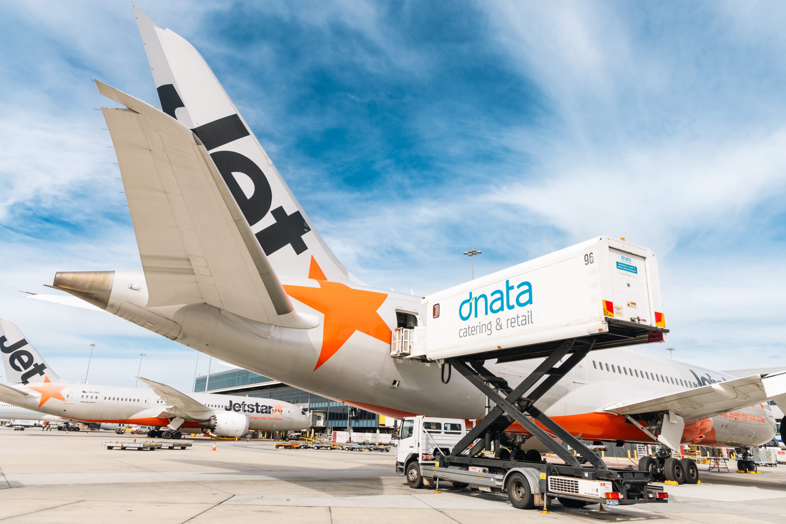 Jetstar, dnata extend contract for Singapore ops