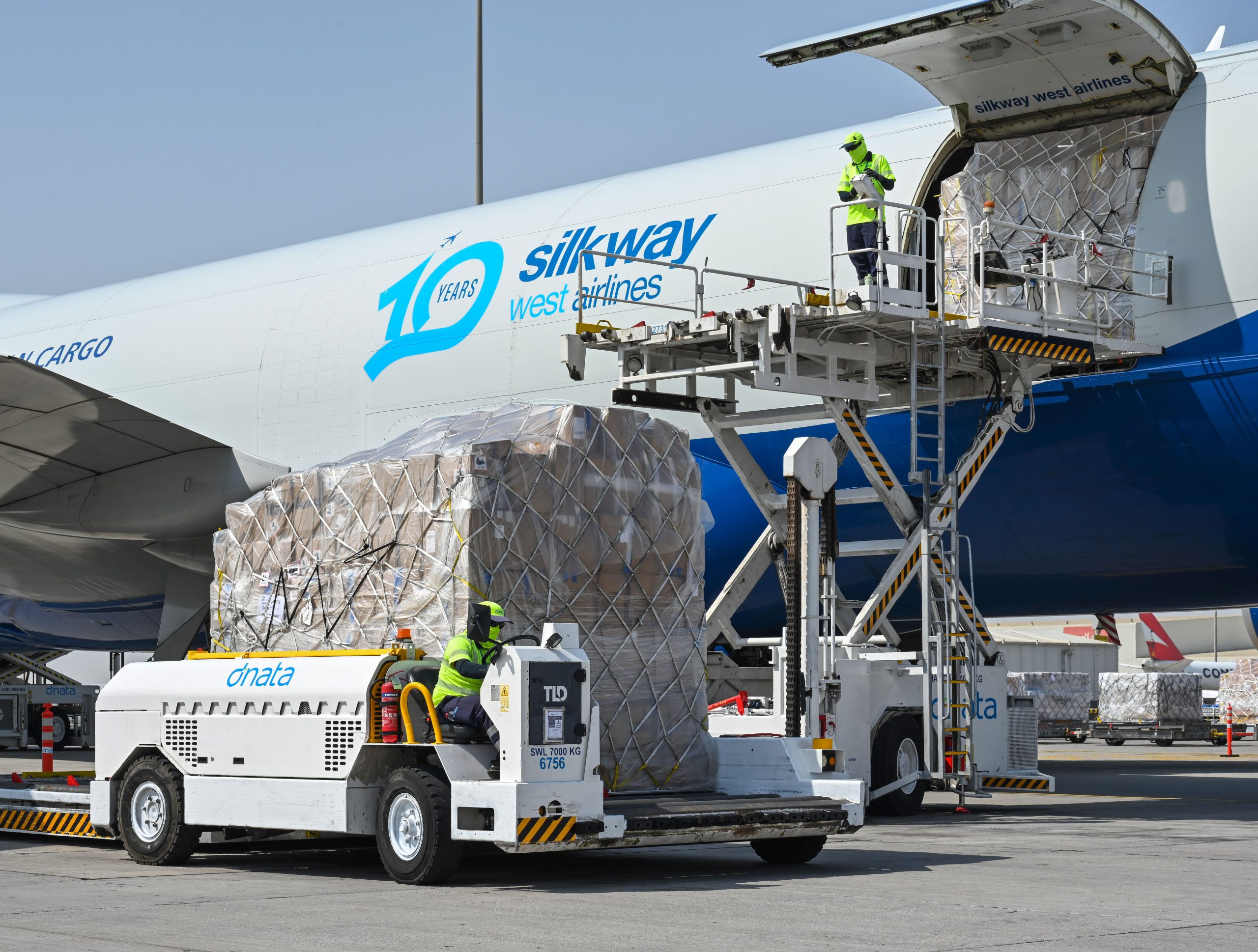 Silk Way Group awards dnata multi-year cargo contract in Singapore