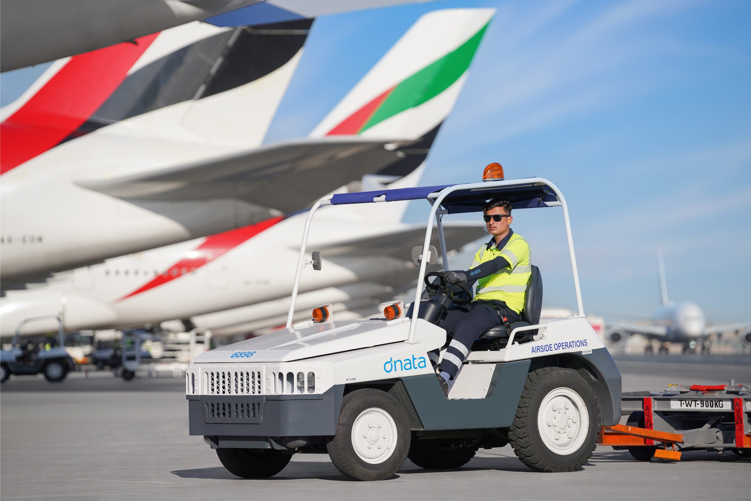 Dnata wins renewed ground handling contract