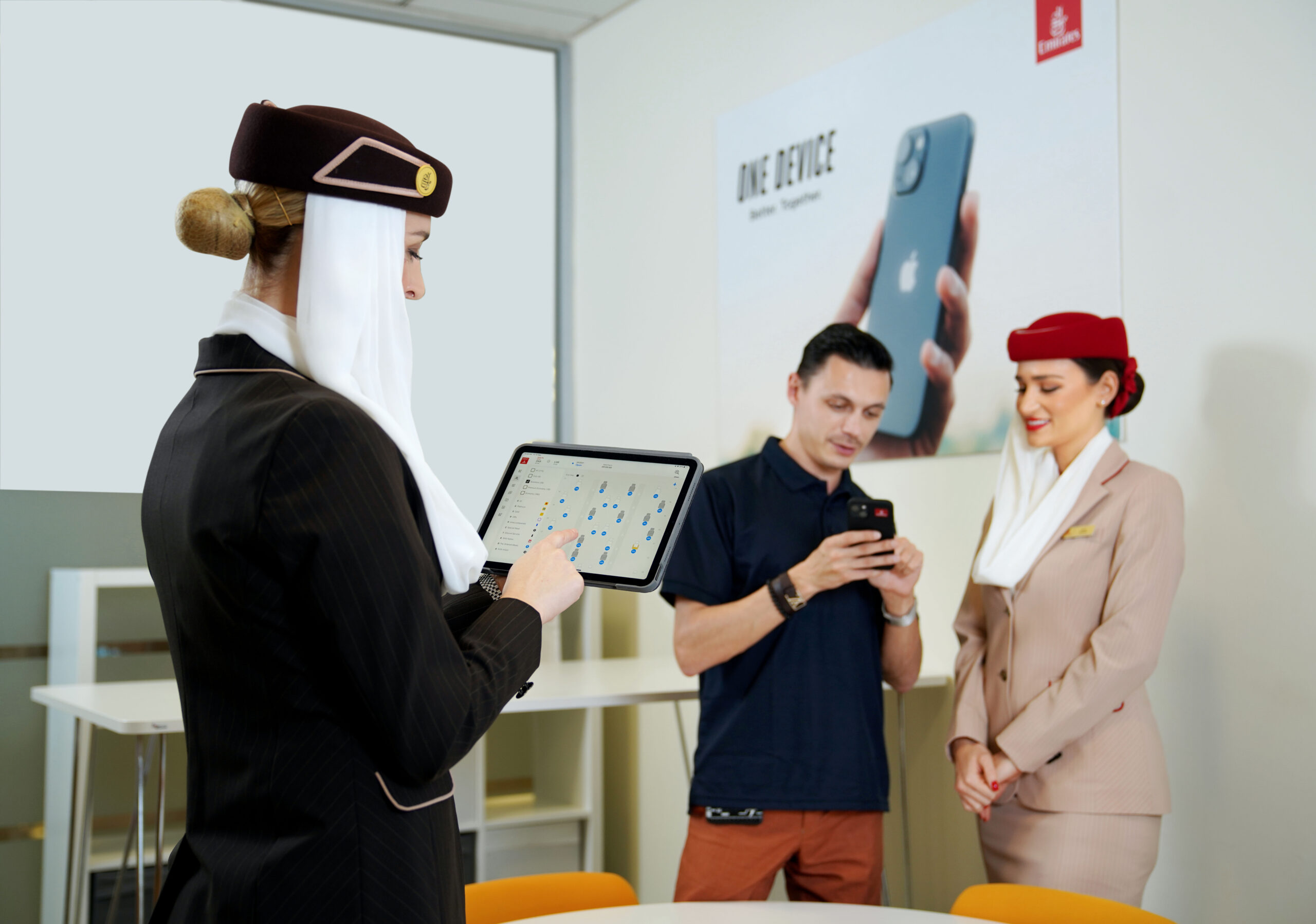 Emirates deploys 20,000 Apple products to cabin crew