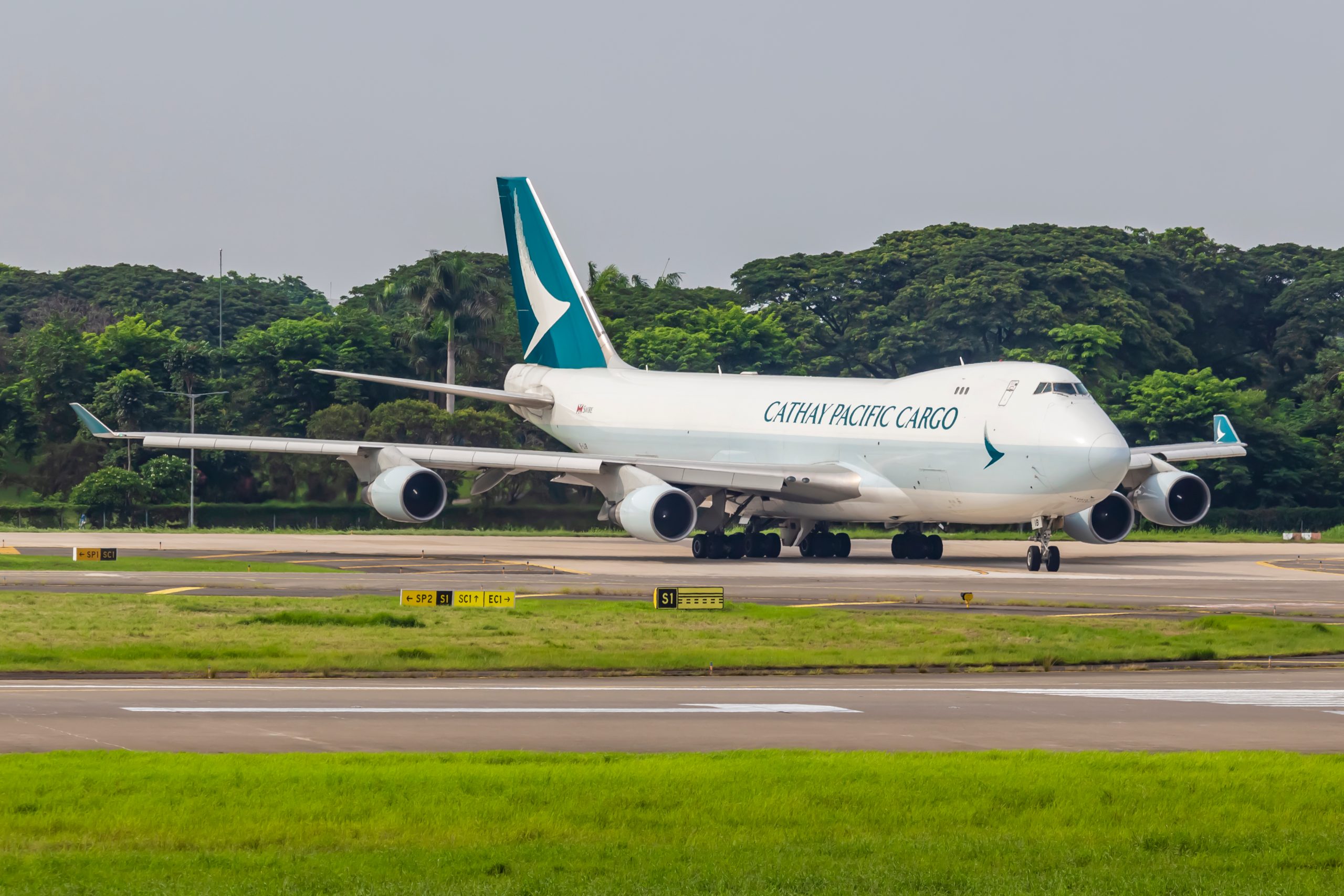 Cathay tightens up COVID monitoring after cargo pilots test positive following Frankfurt flights