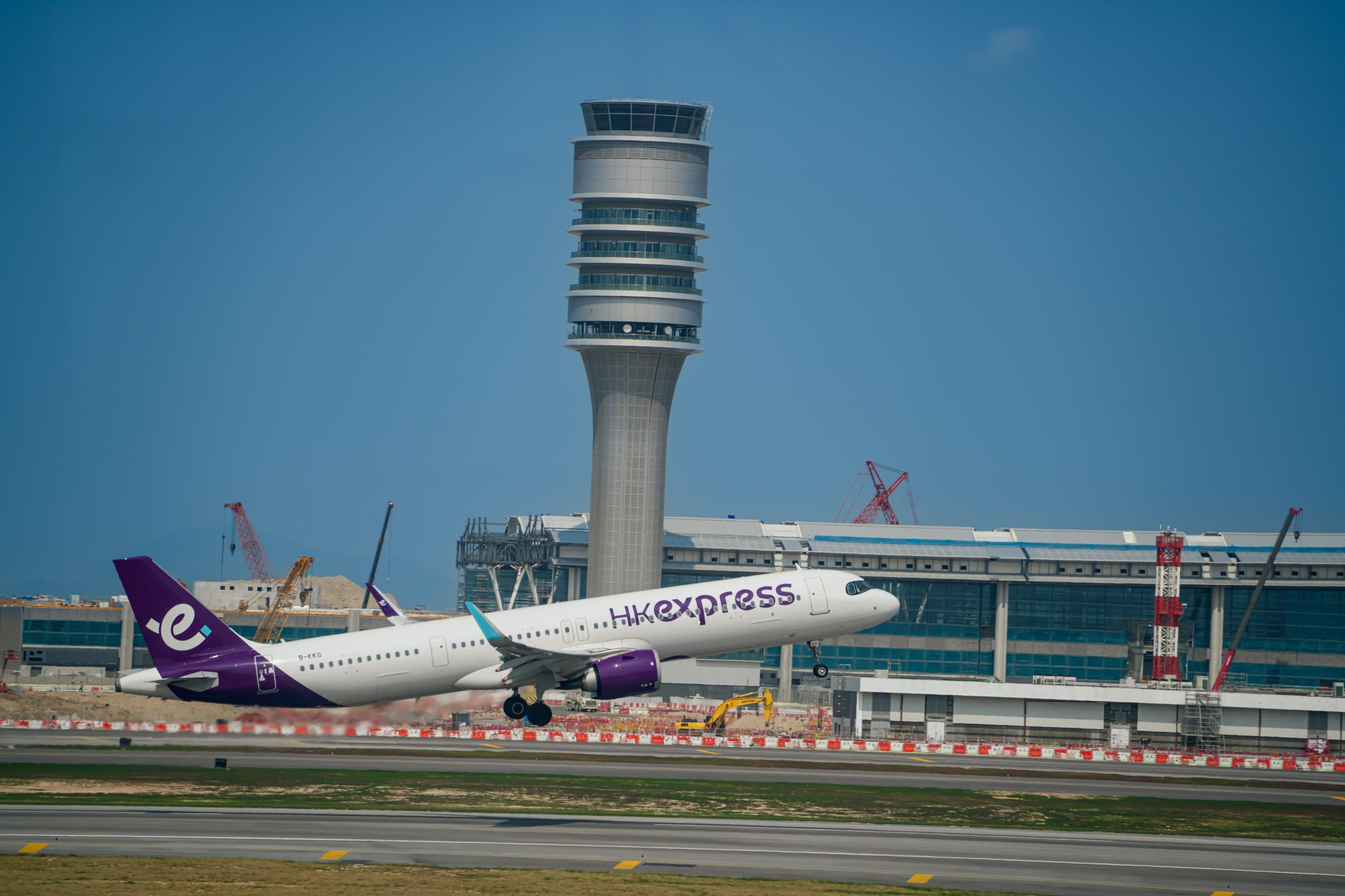 HK Express sees big jump in China holiday traffic