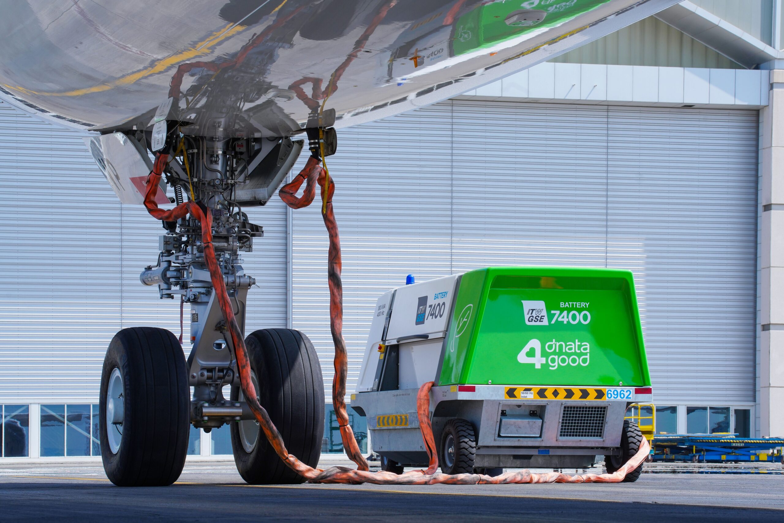 Dnata adds electric GPUs to Dubai fleet