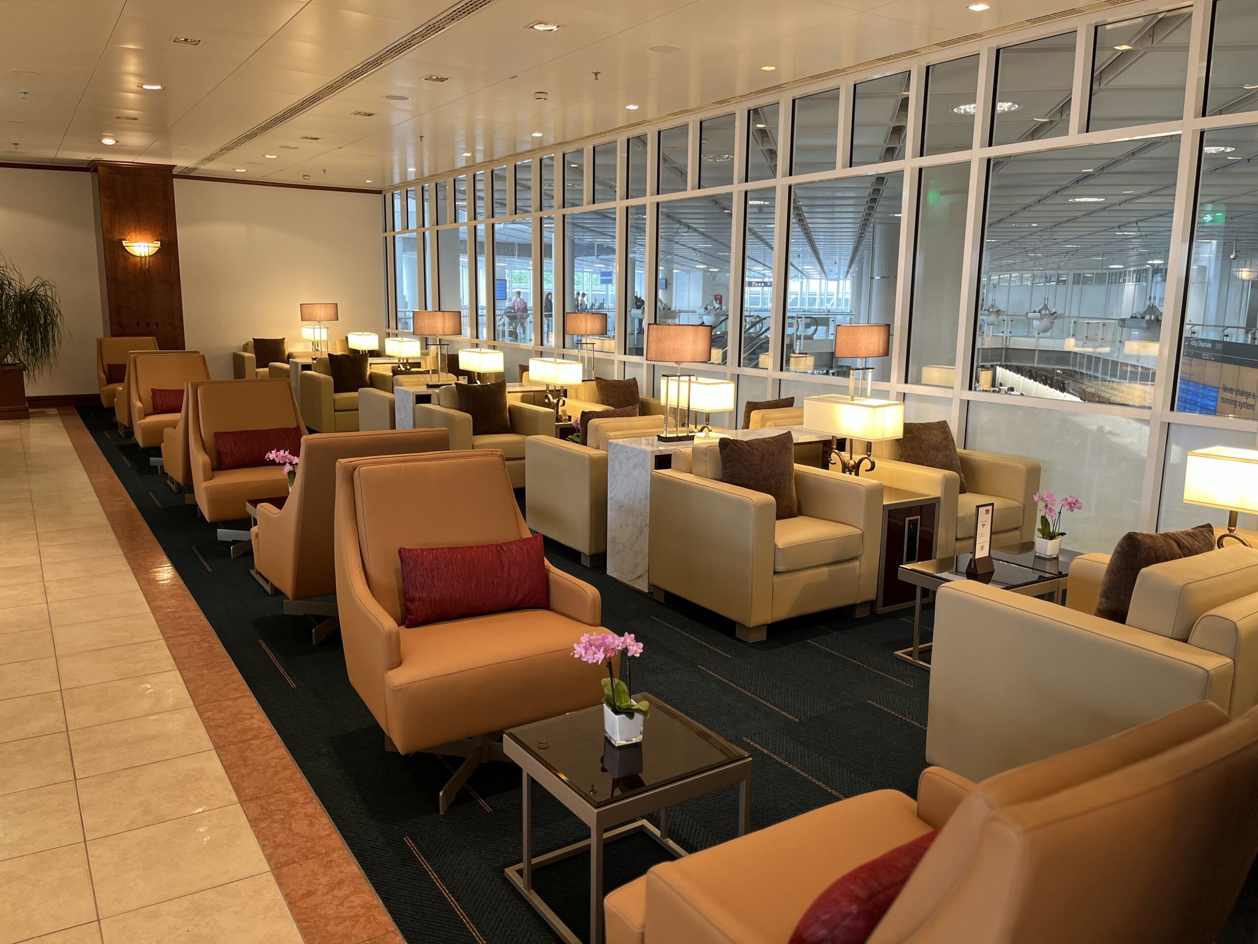Emirates’ largest lounge in continental Europe: